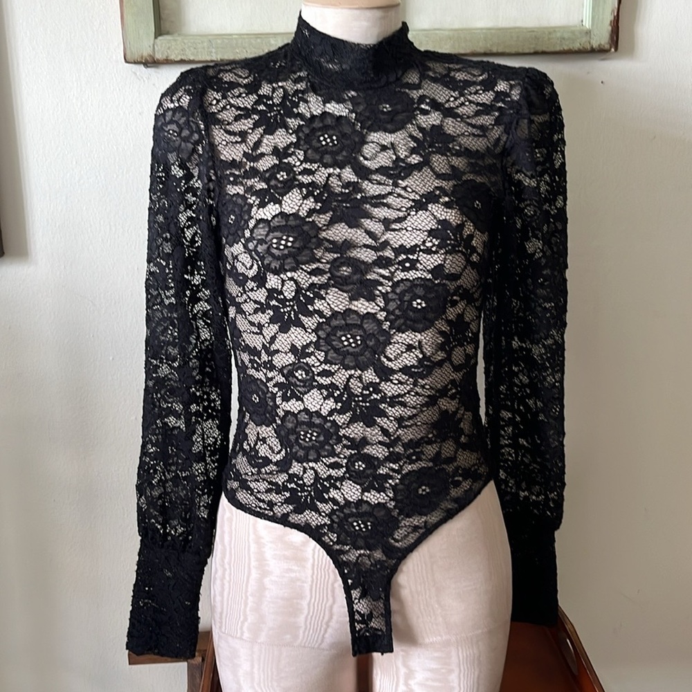 Elegant Black Lace Women's Top Bodysuit Size M